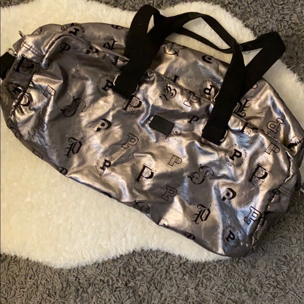 VS Victoria’s Secret Duffle Bag